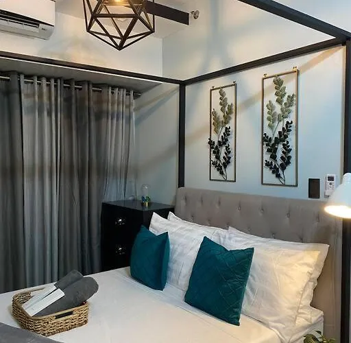 Apartment Air Residences Makati Netflix 200 Mbps Digital Door Lock *